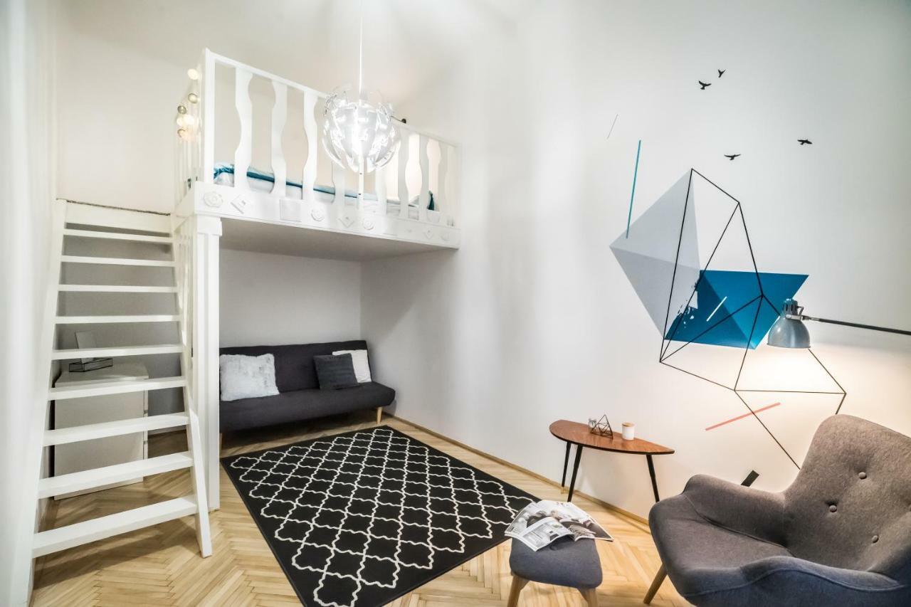 Bpr Colorlib Art Apartment Budapest Exteriör bild