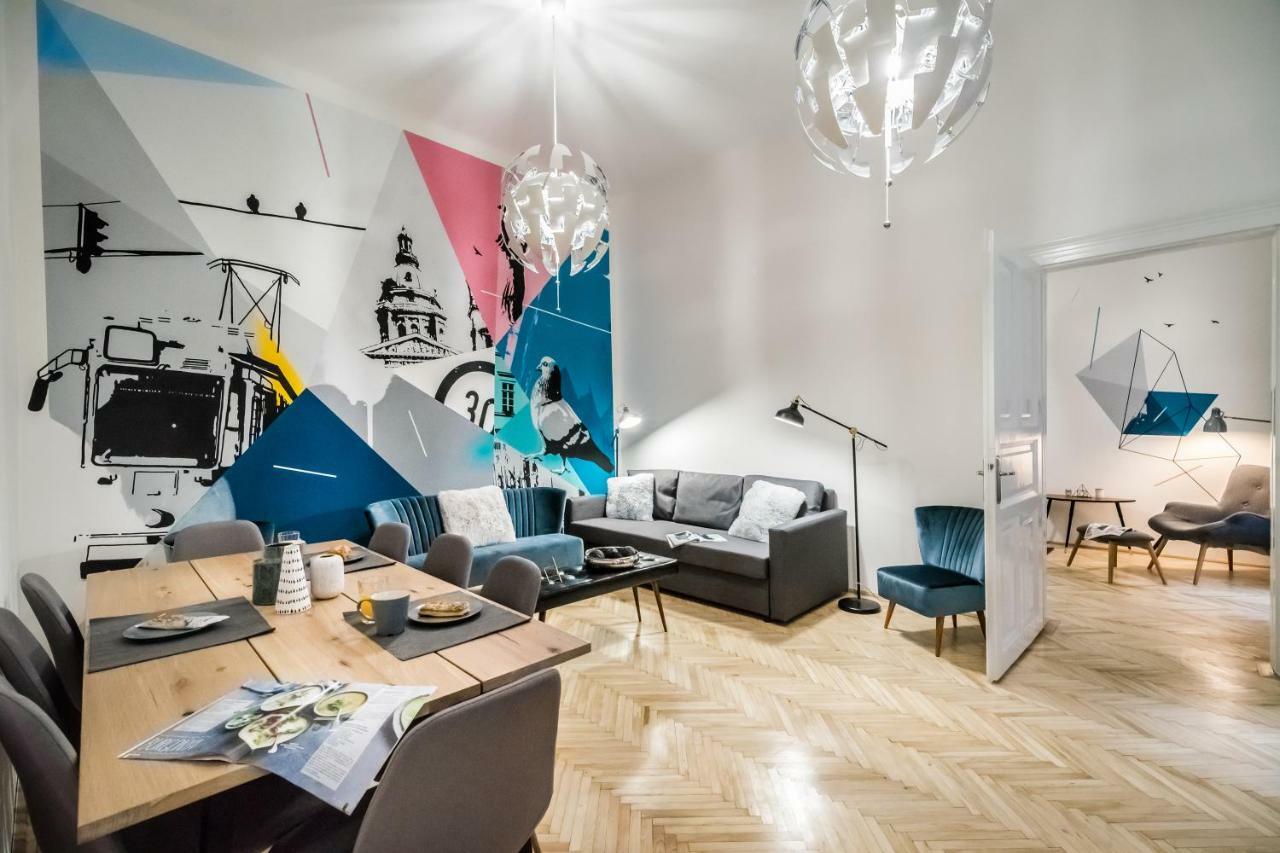 Bpr Colorlib Art Apartment Budapest Exteriör bild