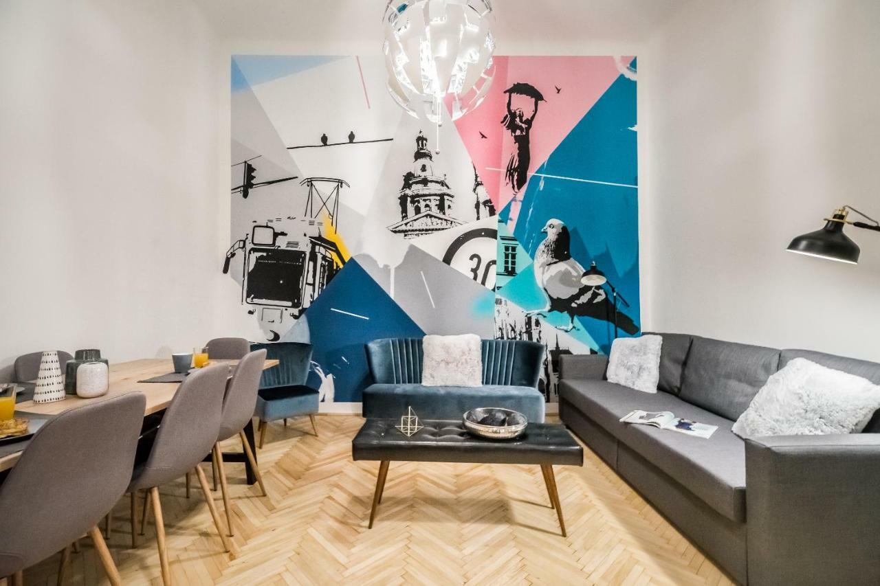 Bpr Colorlib Art Apartment Budapest Exteriör bild